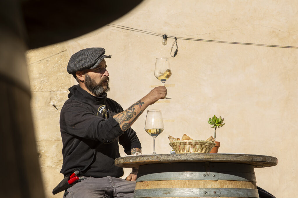 107_Can Calopa_Vinoteca_HD